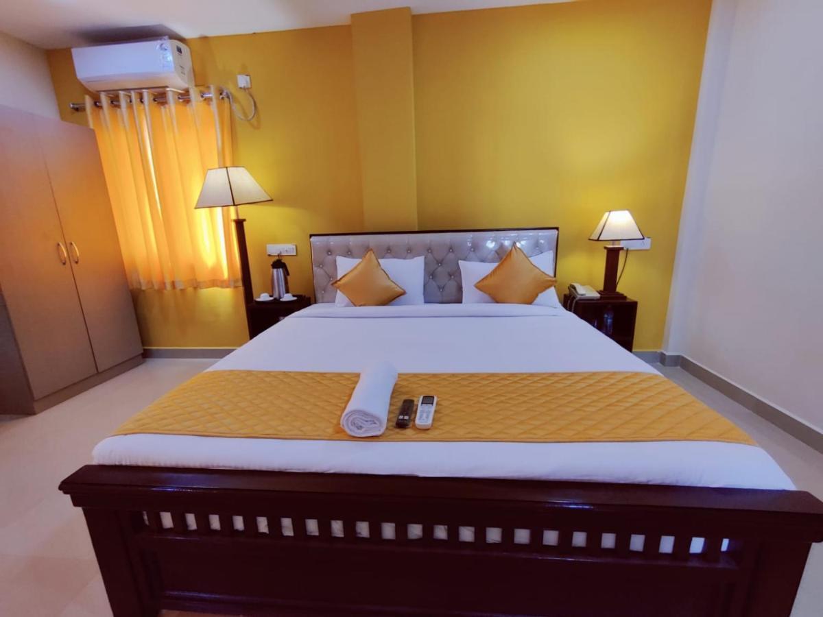 Hotel Prime Classic Шамшабад Экстерьер фото