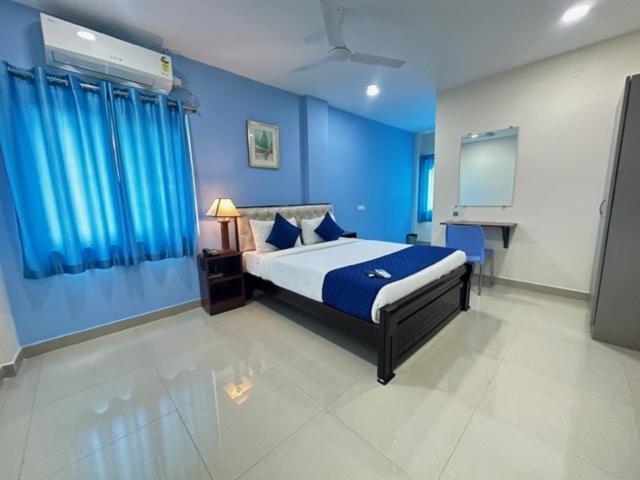 Hotel Prime Classic Шамшабад Экстерьер фото