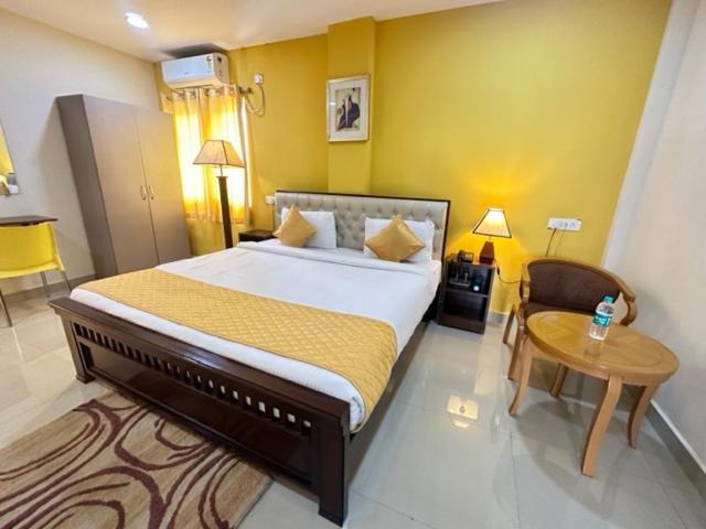 Hotel Prime Classic Шамшабад Экстерьер фото